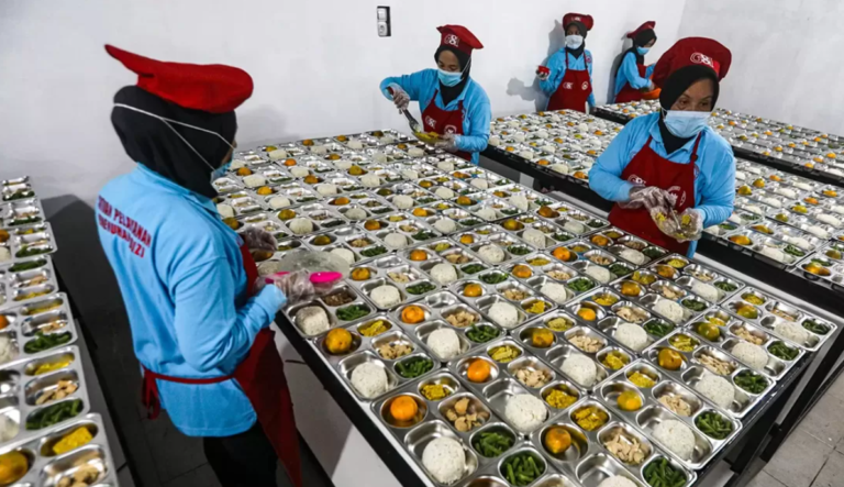 MBG Perkuat Ekonomi Mikro, Dari Koperasi hingga Peternak Lokal Terlibat